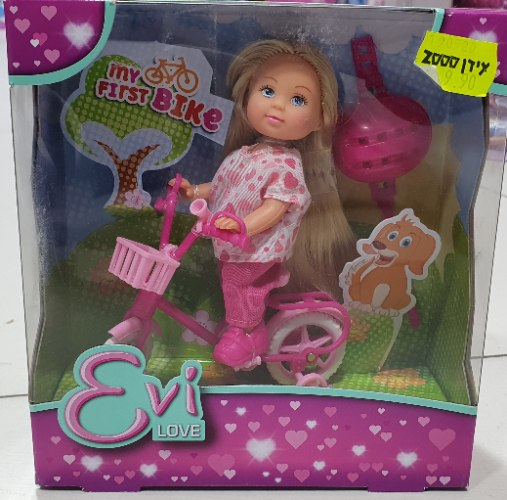 בובת אווי אופניים