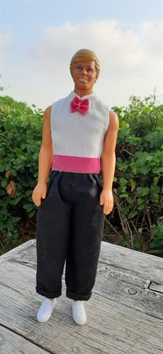 קן, ברבי בן וינטג' אמיתי לבוש אוברול טוקסידו,