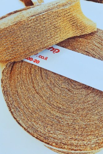 חוטי טריקו פרוסים בגוון נחושת מוזהב חוט בצבע  אלגנטי ומבוקש