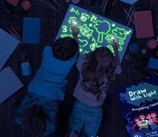 לוח ציור זוהר בחושך