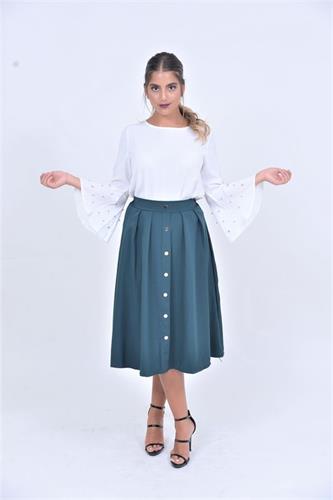 חולצת פנינים בשרוול