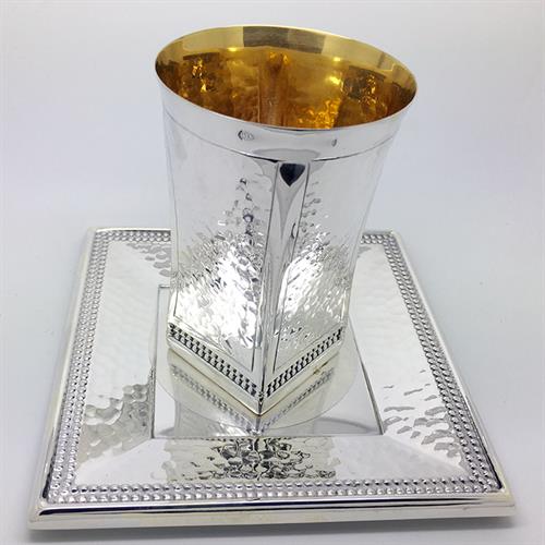 סט גביע וצלחת כסף טהור של האחים חדד לקידוש 