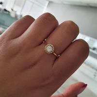 טבעת "האלו" זהב 14 קרט משובצת 0.57 קראט יהלומים