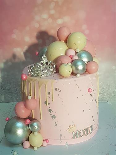 כתר קטן דגם יפה ליצירה| כתר שוקולד לעיצוב עוגות קאפקייק וקינוחים | כתר יפה