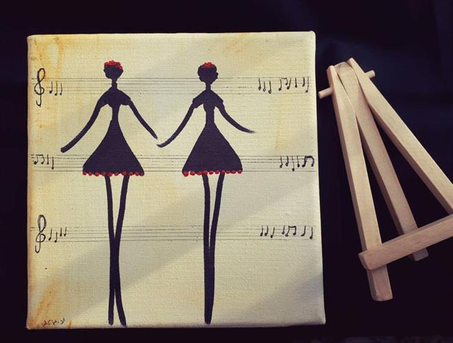 רקדניות על תווי נגינה