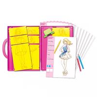 יצירת תיק עבודות לסטודיו האופנה - 4M