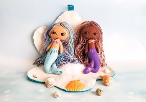 שתי בובות בת ים בערכה