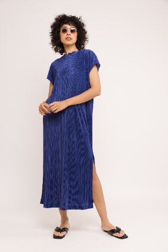 שמלת NAM - פליסה כחול מלכותי