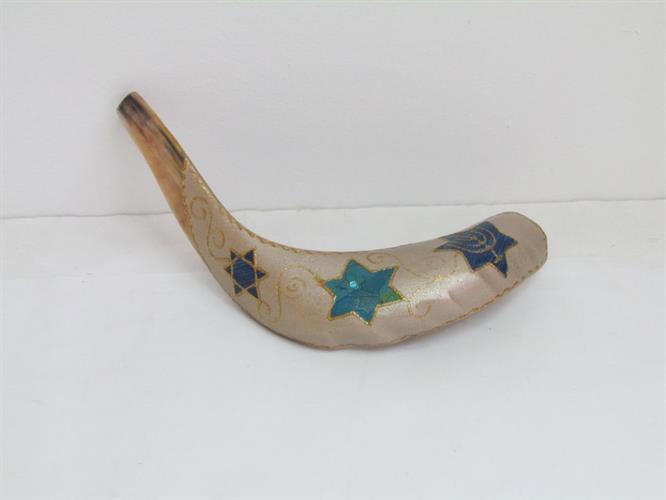 שופר מעוטר במגני דוד 40 ס"מ