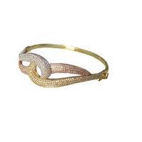 צמיד זהב בנגל לאשה טריקולור (3 צבעים) מעוצב משובץ זרקונים בזהב 14 קרט