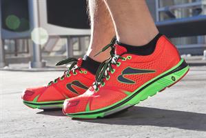 Newton Gravity 7 Men