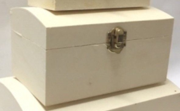 קופסת עץ בינונית