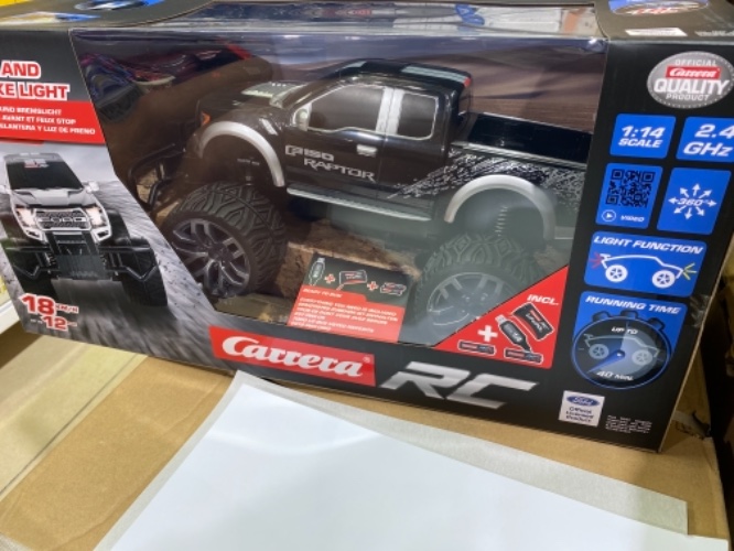 ג׳יפ קאררה על שלט