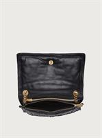 תיק Salvatore Ferragamo Flap לנשים