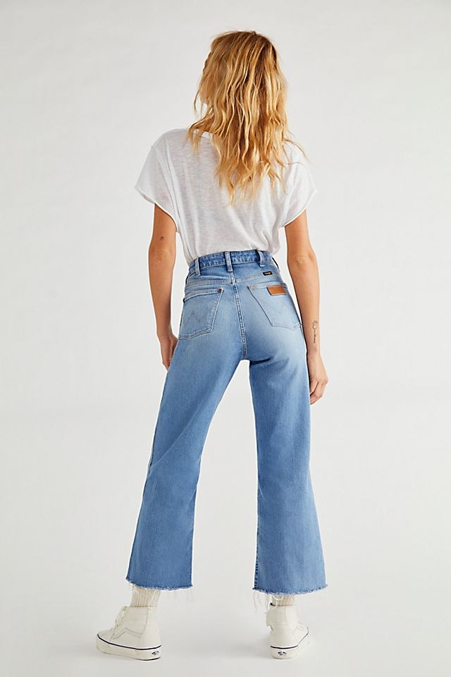 wrangler mom kick flare