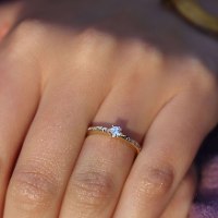 טבעת אירוסין זהב 14 קראט משובצת 0.34 קראט יהלומים