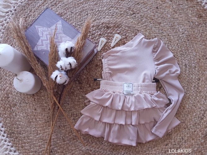 חליפה דגם 6763