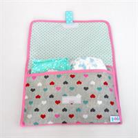 תיק החתלה לבבות