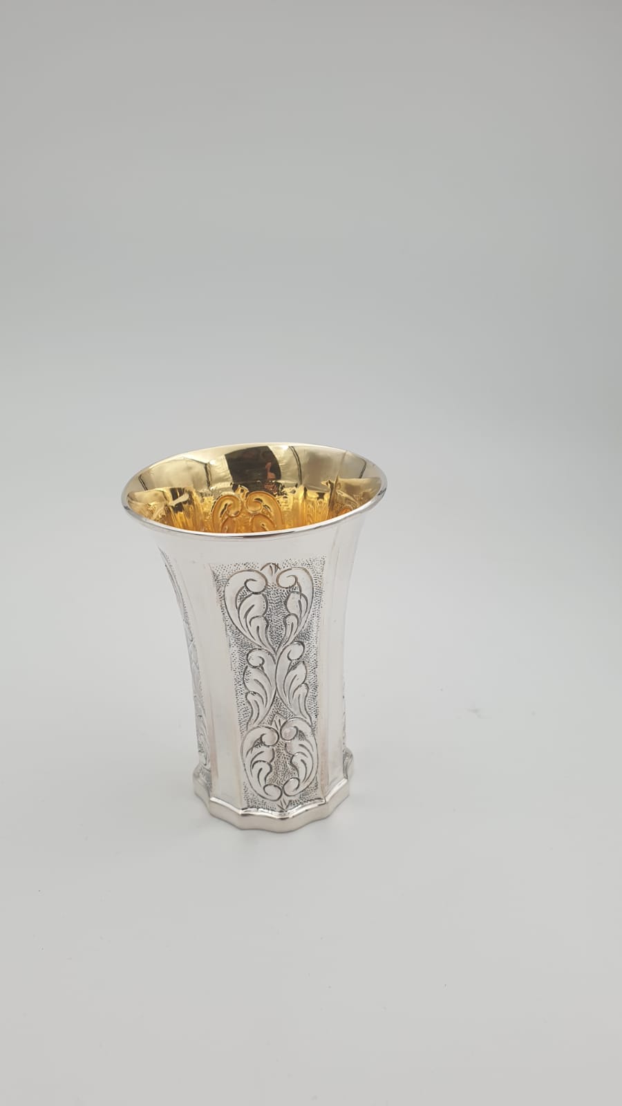 גביע קידוש מכסף טהור משטחים מעוטרים