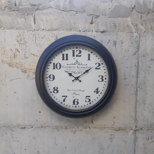 שעון קיר מתכת שחור עבה