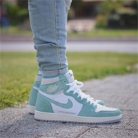 Nike Air Jordan 1 turbo green