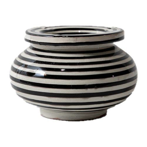 מאפרה שחור לבן פסים L