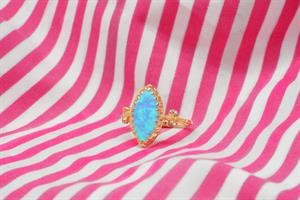 טבעת זהב 14 קראט אופל מרקיזה ויהלומים