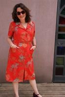 שמלת משי אדומה פלאית מידה L