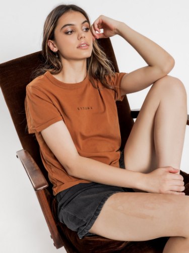 טישירט THRILLS חמרה