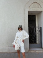 חליפת טורי שמנת