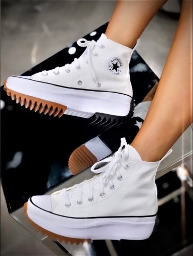 נעלי נשים CONVERSE  לבן