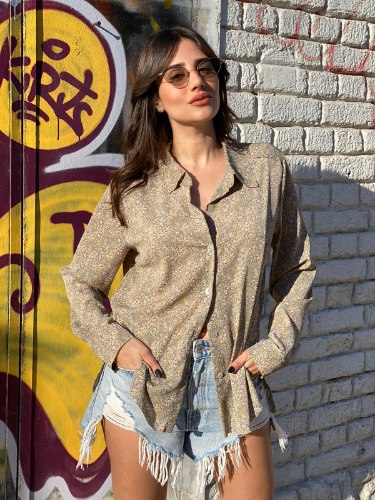 מכופתרת צווארון מודפסת