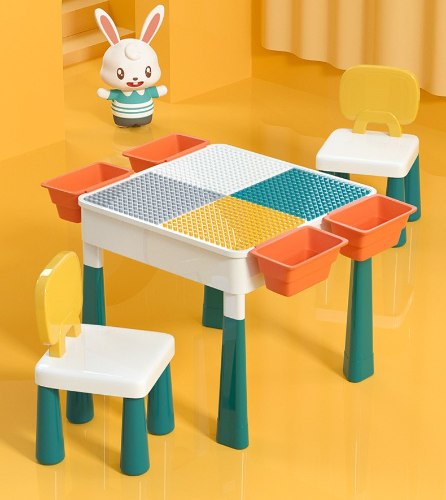 שולחן לגו מתקפל + 88 חלקי לגו- Legochil