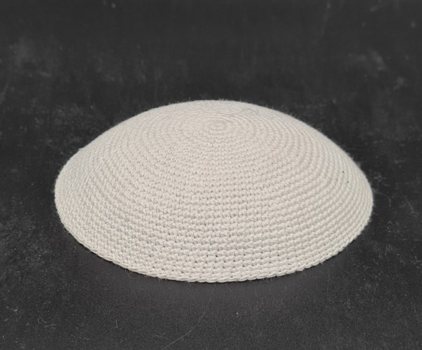 כיפות סרוגות עבודת יד איכותית שחור ולבן