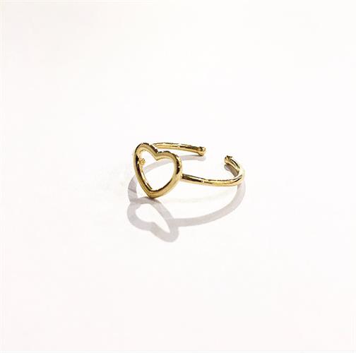 Little heart golden ring