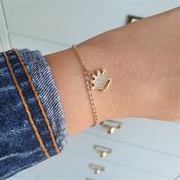 צמיד זהב עם צ'ארם כתר נופל