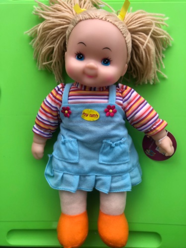 בובה עם צלילים