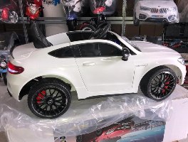 קבריולט מרצדס C63 דגם ספורט לבן