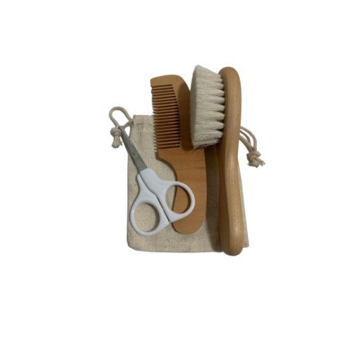 ערכת טיפוח לתינוק- הכוללת סט מברשות ומספריים עדינות לציפורניים