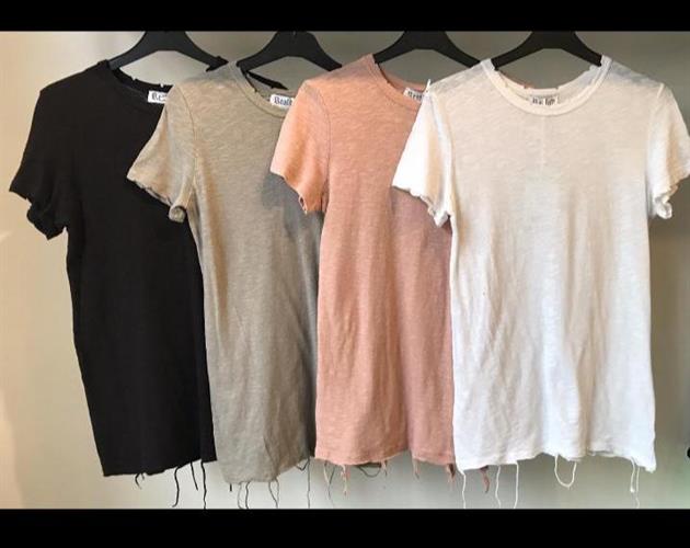 טישרט ניקי גזור REALITY