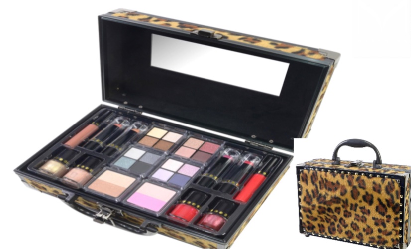 מזוודת איפור מנומרת