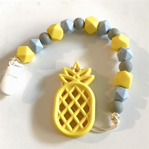 מחזיק מוצץ + נשכן לבחירה - דגם קול בייבי