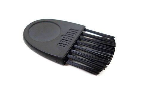 5 מברשות של בראון לניקוי מכונות גילוח ותספורת