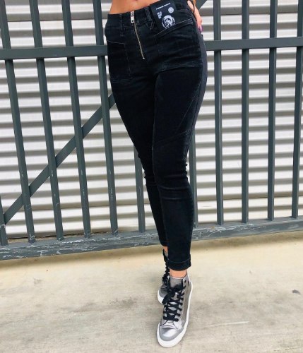 ג'ינס נשים DIESEL  צבע שחור SLANDY