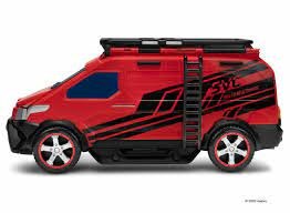 מכונת מיקרו מכונות סופר ואן סיטי נפתחת למסלול מכוניות