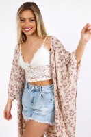 קימונו פרחוני