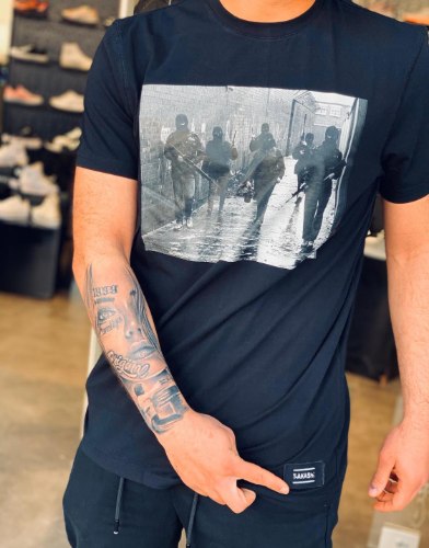 טי שרט T- AKASHI  LOGO צבע שחור