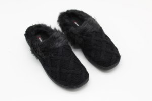 נעלי בית סריג פרווה שחור