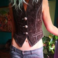 ווסט עור (הפוך) חום כהה מידה S/M