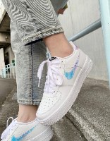 נעלי נשים NIKE AIR FORCE 1  צבע לבן